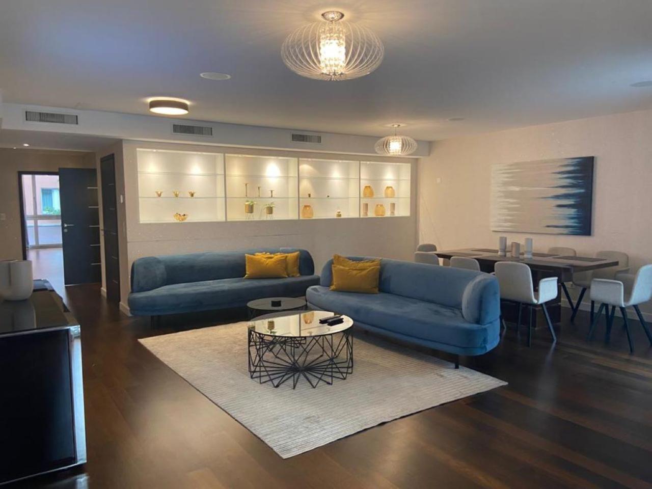 Appartamento 250sqm High End With Ac & Parking *